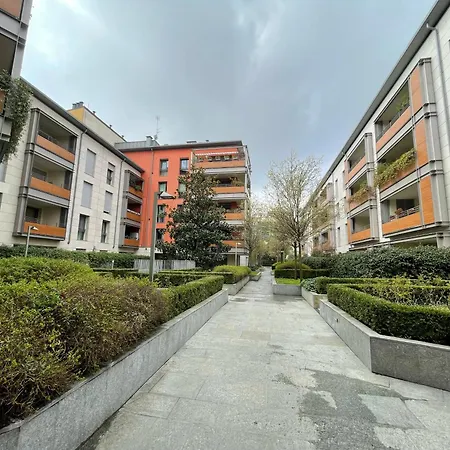 Apartment Via Tortona 10 *